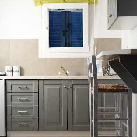 Terra Paros 4 *